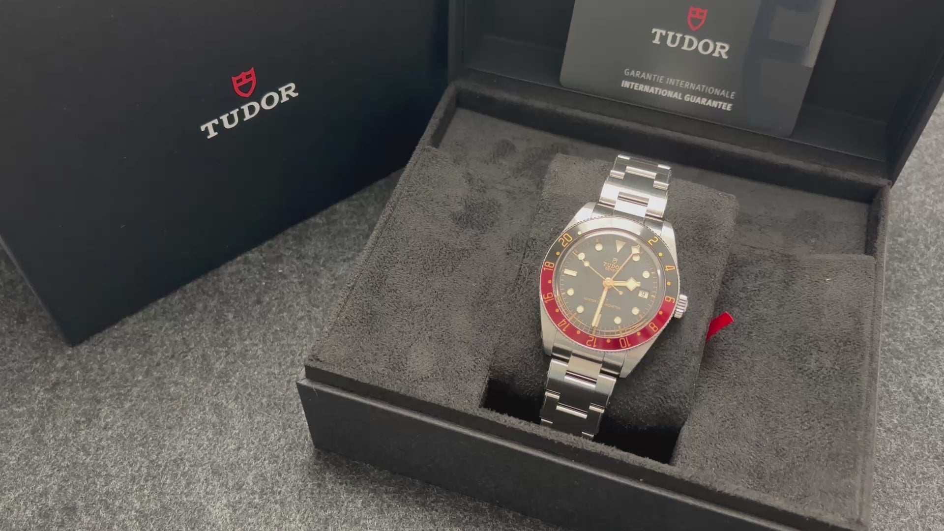 TUDOR Black Bay 58 GMT, black and burgundy bezel, steel bracelet, PROMOTION